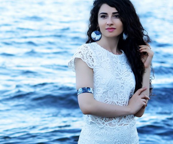 Лили Самвел